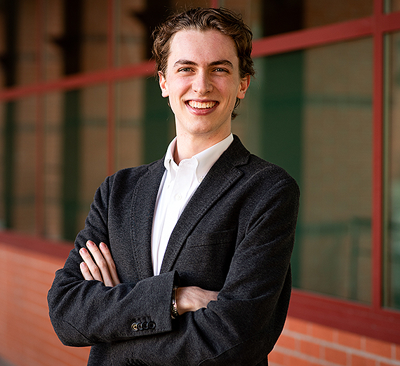 J. Thomas Kearns Receives Prestigious Goldwater Scholarship