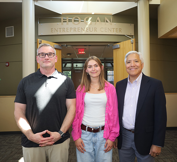 In The News: New Gonzaga Program Pairing Business Students with Aspiring Entrepreneurs Featured in Spokane Journal of Business