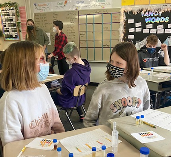 Zags help sixth-graders learn about pH, common drinks