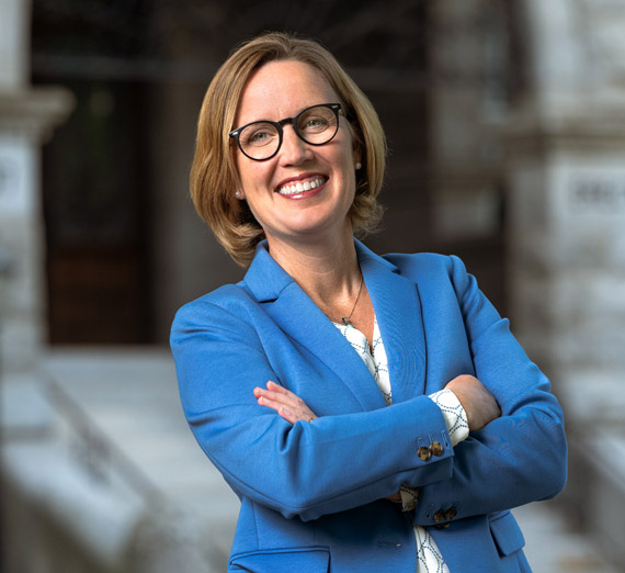 Q&A with New Arts and Sciences Dean Jacqueline Van Hoomissen