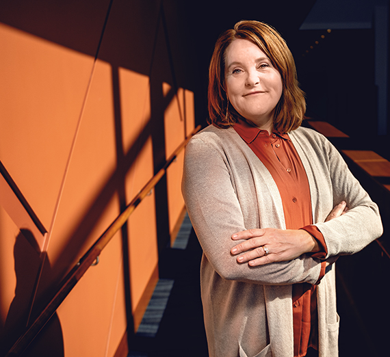Electric Woman: Darice Brayton