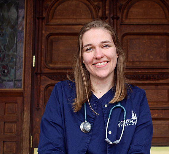 Nursing Graduate Abby Beck, from Wisconsin, bound for Mayo Clinic