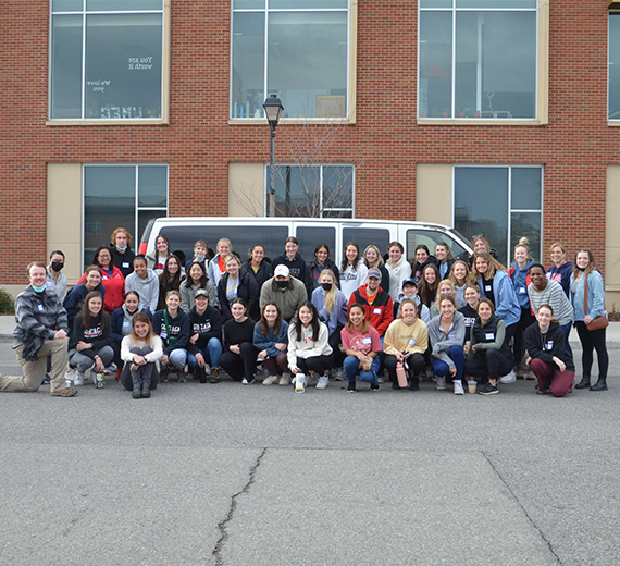 Students finish strong serving across neighborhoods