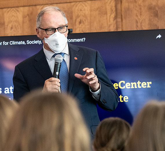Gov. Inslee, Gonzaga students talk climate change