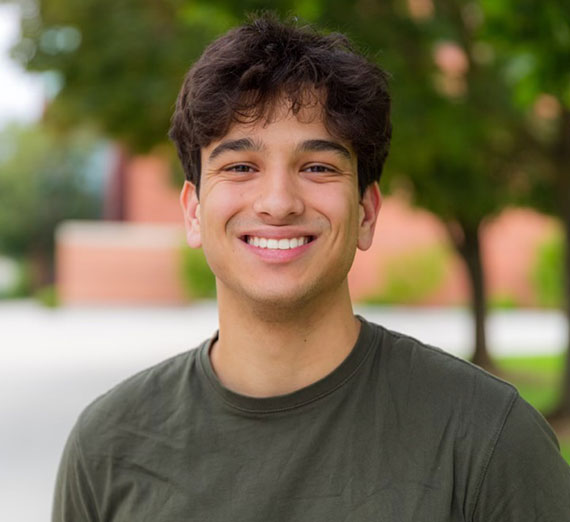 Senior Spotlight: Gus Ringo puts the COG in Congress