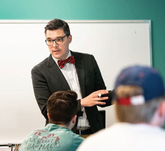 Brajcich Named Inaugural Jud Regis Chair of Accounting