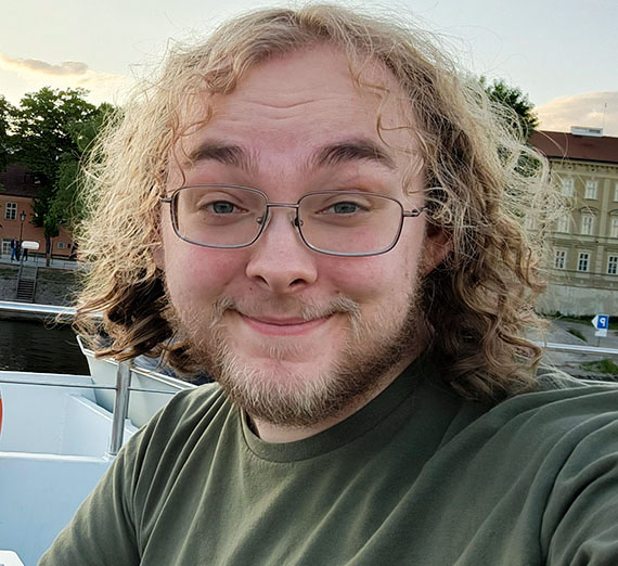 Cash Hilstad: Bridging Logic and Community