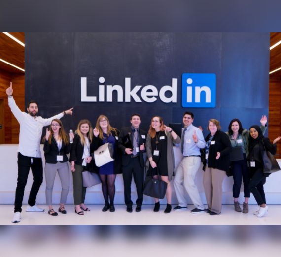 Alumni Hosted Career Treks Across the Country and Abroad