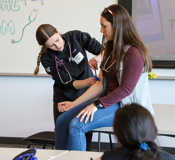 In The News: GU, UW Students Welcome High Schoolers Interested in Medicine