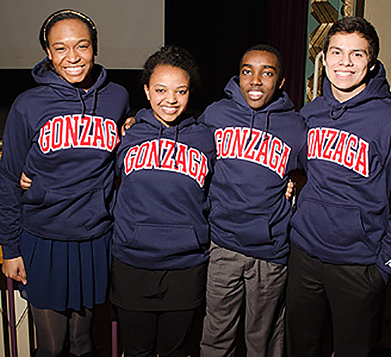 Eight Student Leaders Earn Full Act Six Scholarships