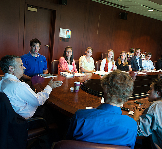 Students Enjoy Q-and-A with Pulitzer Prize-Winning Journalist