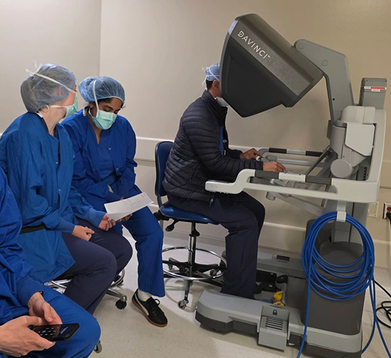 UW-GU Students Research with Providence Heart Institute Surgeons